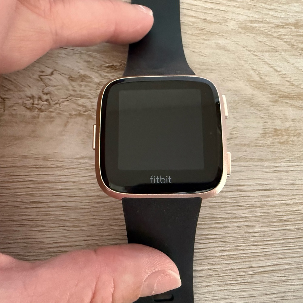 Fitbit Versa Black and Rose Gold Smartwatch